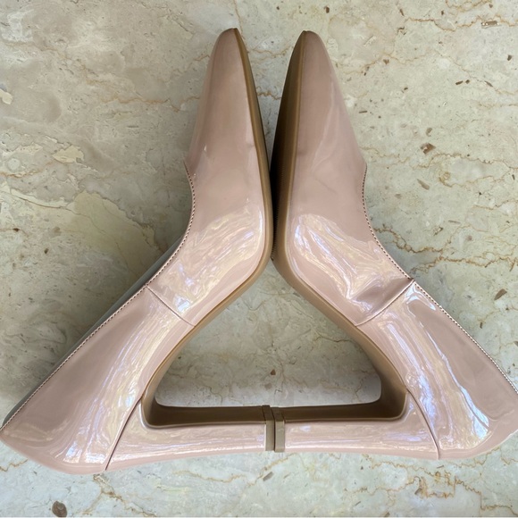 Worthington Shoes - Worthington Women's Tan Pumps